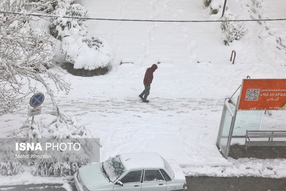 بارش شدید برف همدان را سفیدپوش کرد
