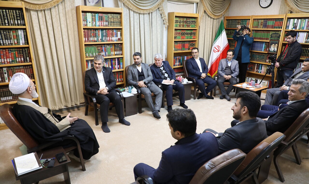 بانک قرض الحسنه مهر ایران در حال تولید یک الگوی عملی از بانکداری مردمی ، فریادرسی اجتماعی و خدمت رسانی واقعی است