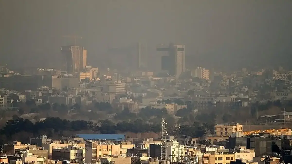 کارگروه اضطرار آلودگی هوای تهران تشکیل شد/ ادارات تهران فردا سه شنبه ۴ آذر ۱۴۰۴ تعطیل شد؟