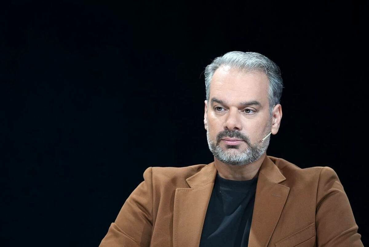 انتقاد شدید رشیدی‌کوچی از گرانی بنزین / به شعارهای زمان انتخابات پایبند باشید!