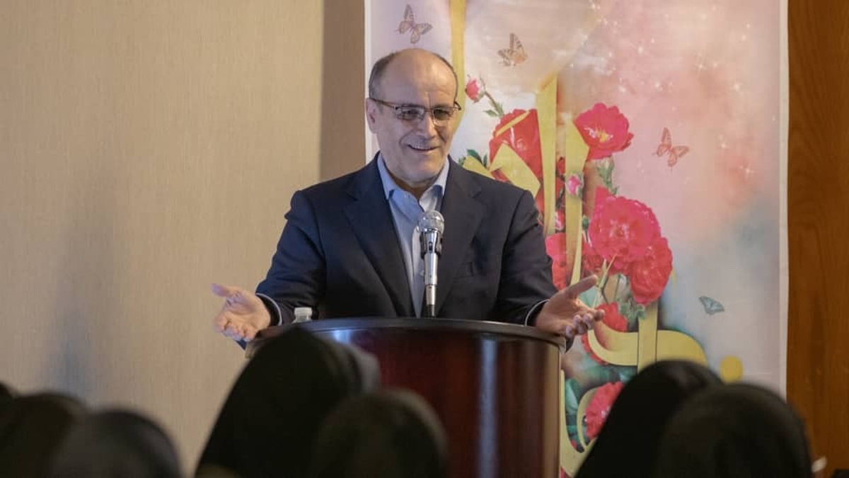 ترسیم مسیر تحول و ضرورت نقش آفرینی همه همکاران در دور جدید حیات موسسه