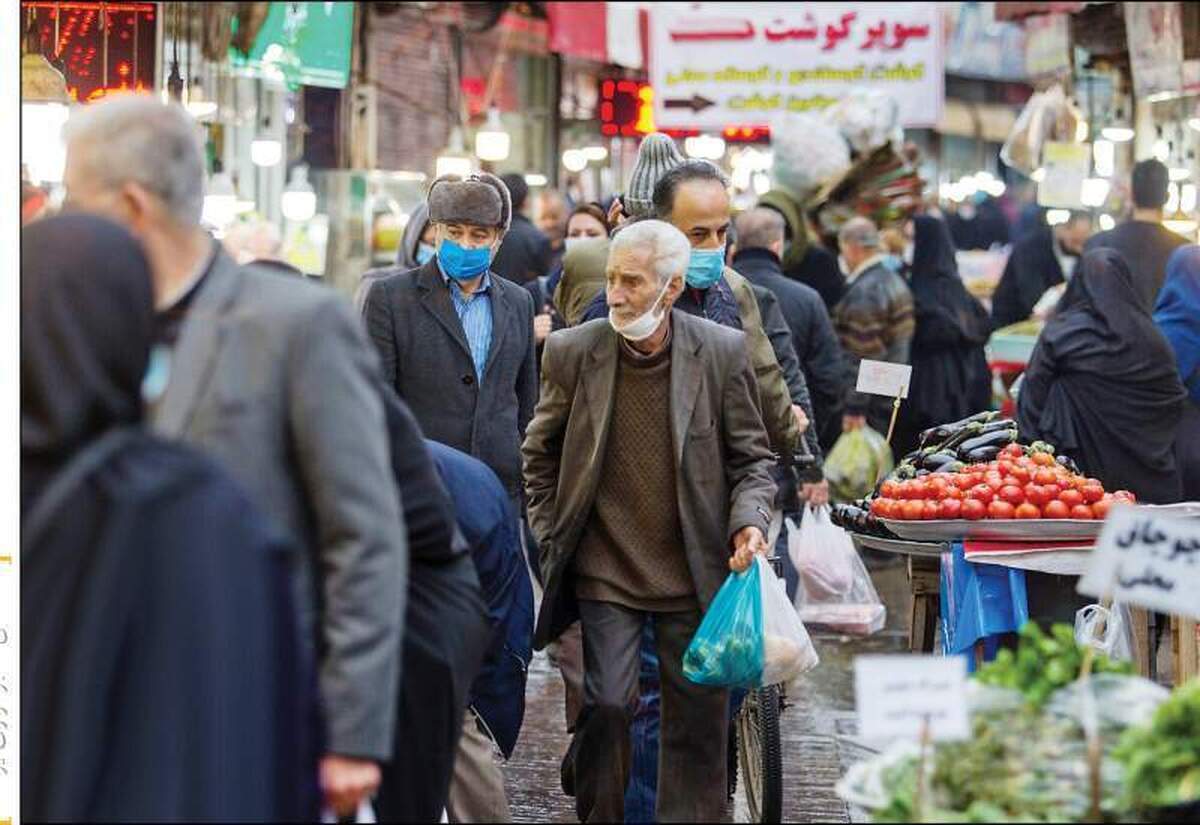 عارف: کالابرگ و یارانه راه چاره نیست/ معیشت برای مردم مشکل شده