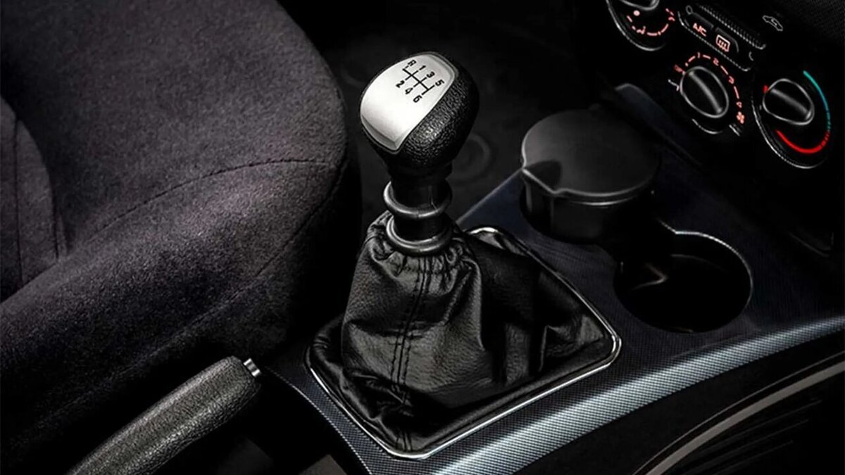 چرا گیربکس ۶ سرعته محبوب است؟ / بررسی مزایا و عملکرد