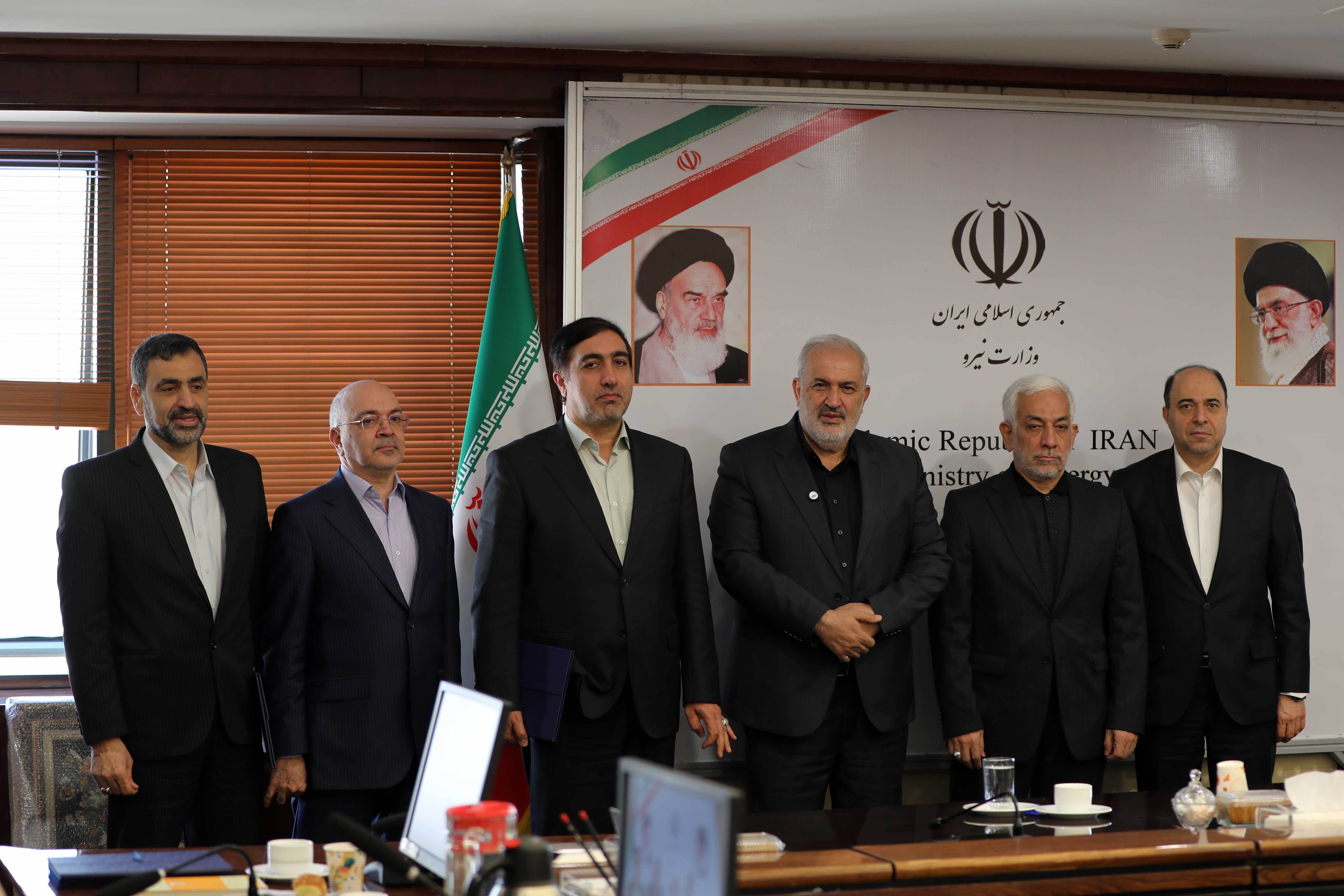 مدیران شرکت های زیانده آبفا برکنار می شوند؟/ حمایت اعضای کمیسیون عمران از یک مدیر عامل مدیران شرکت های زیانده آبفا برکنار می شوند؟/ حمایت اعضای کمیسیون عمران از یک مدیر عامل