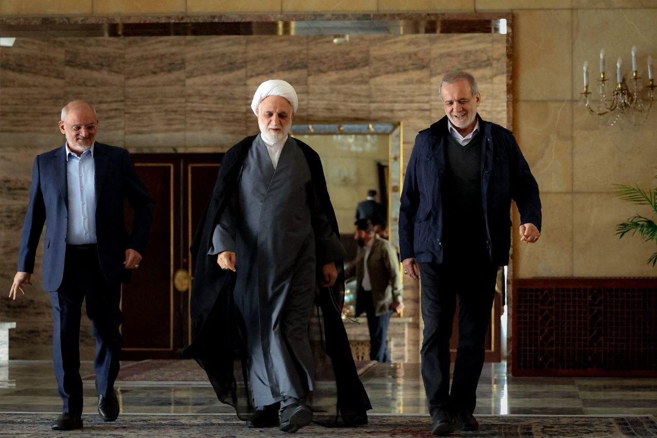 ثبت یک تصویر متفاوت در نشست سران قوا + عکس