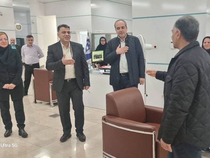 بازدید مدیرعامل بانک تجارت از واحد ارزی اسکان ، خزانه داری ارزی و شعب ولیعصر-مطهری و زرتشت ولیعصر بازدید مدیرعامل بانک تجارت از واحد ارزی اسکان ، خزانه داری ارزی و شعب ولیعصر-مطهری و زرتشت ولیعصر