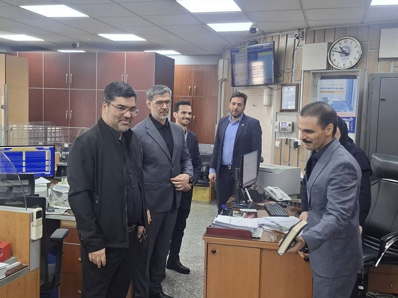 بازدید مدیرعامل بانک تجارت از واحد ارزی اسکان ، خزانه داری ارزی و شعب ولیعصر-مطهری و زرتشت ولیعصر بازدید مدیرعامل بانک تجارت از واحد ارزی اسکان ، خزانه داری ارزی و شعب ولیعصر-مطهری و زرتشت ولیعصر