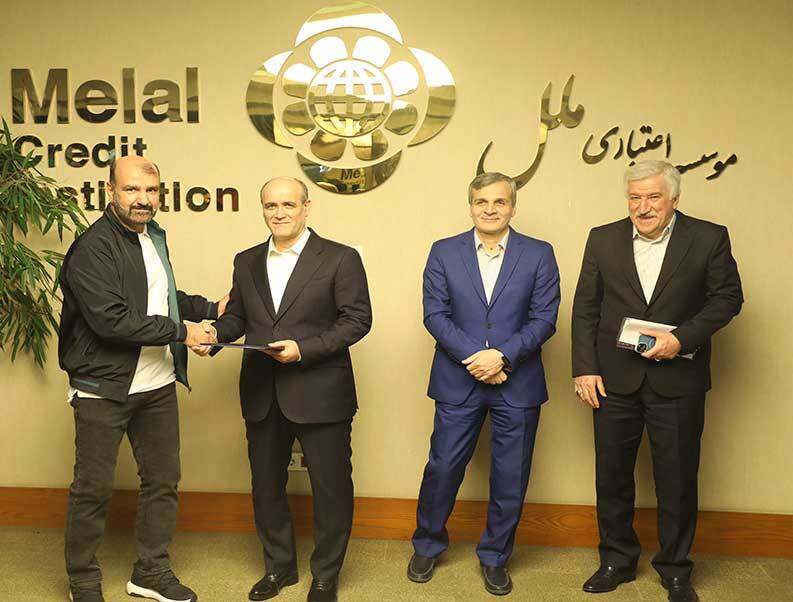 تجلیل از قهرمانان ملل؛ قدردانی هیئت سرپرستی از تیم فوتسال برنده برند کاپ ایران تجلیل از قهرمانان ملل؛ قدردانی هیئت سرپرستی از تیم فوتسال برنده برند کاپ ایران