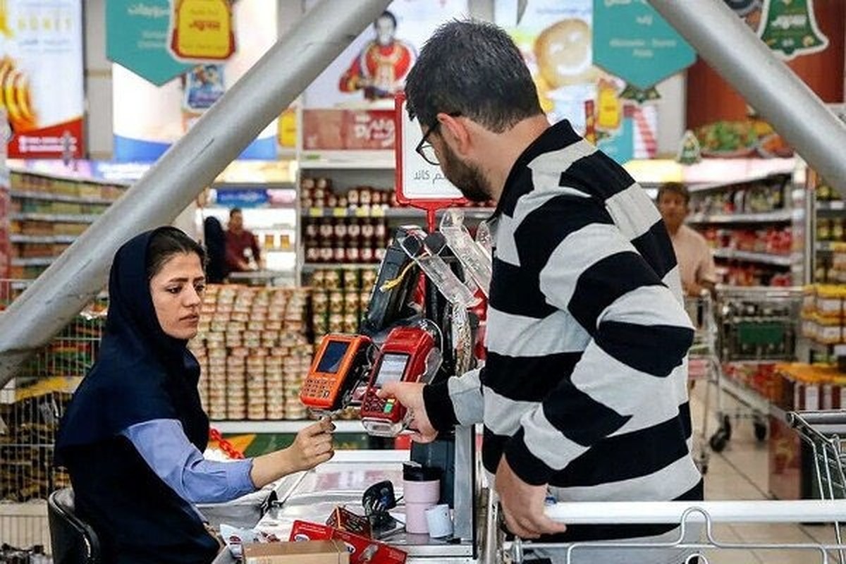 علت خرید هیجانی در شرایط جنگی / نگرانی مردم از کمبود کالا قابل درک است