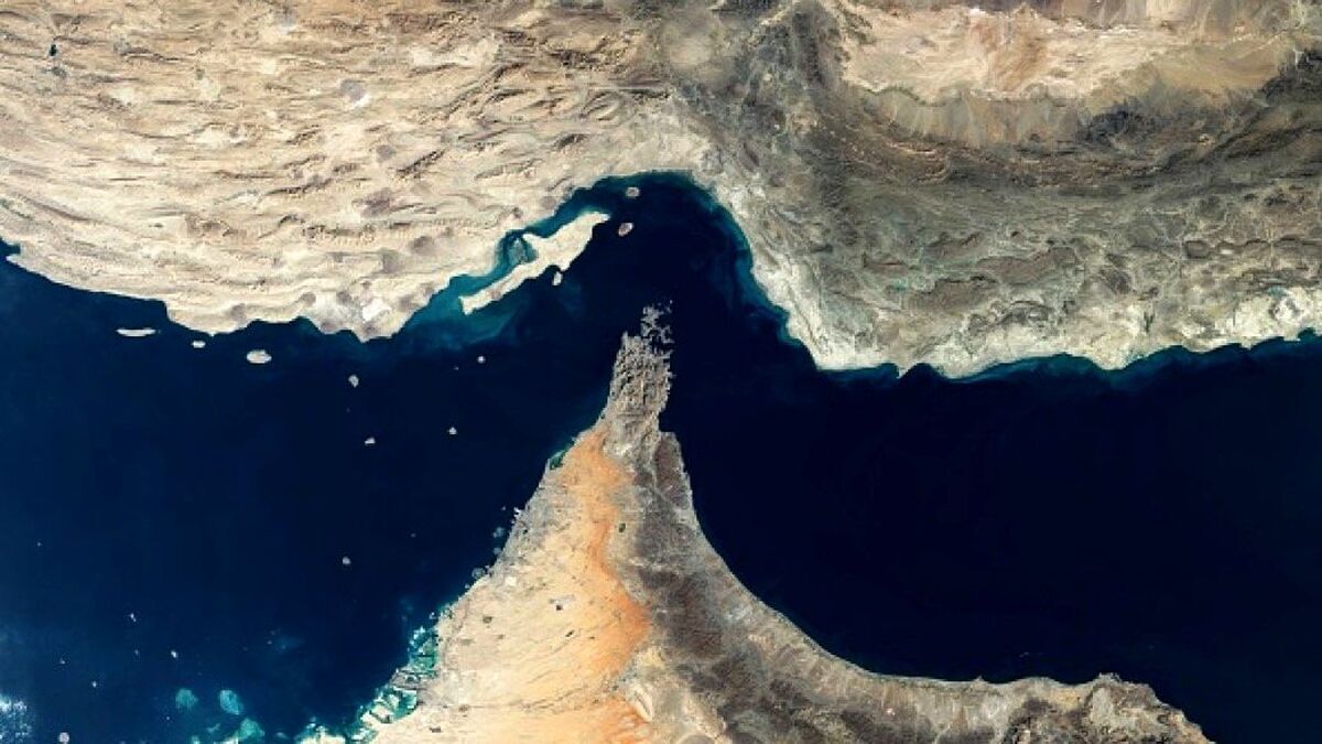 نقشه عربستان برای تنگه هرمز لو رفت