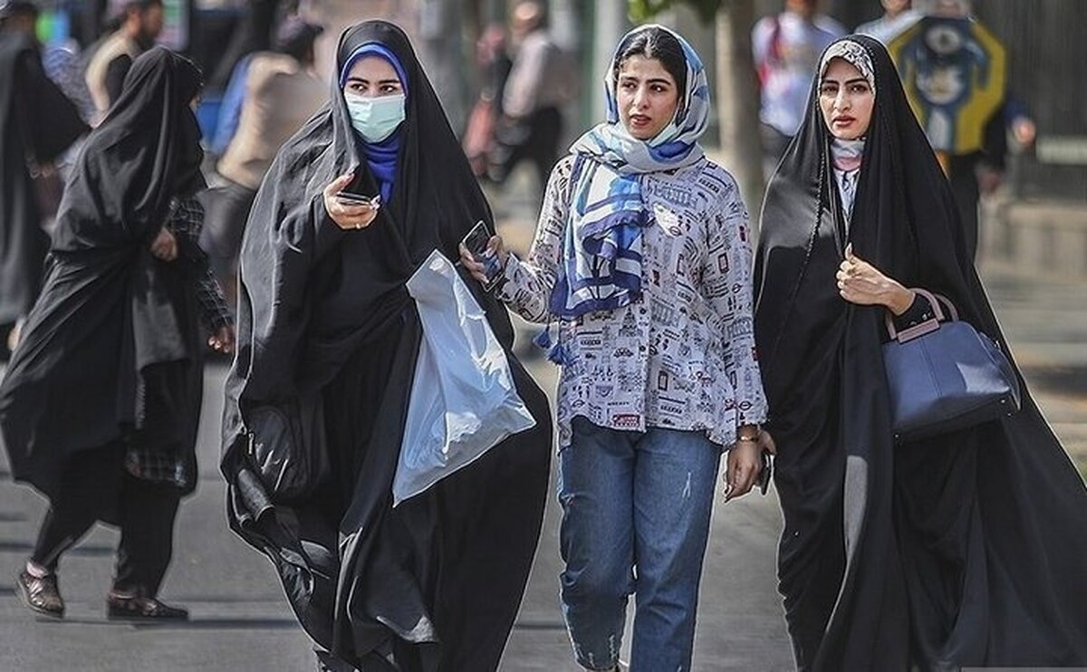 موساد به بی‌حجاب‌ها ساعتی ۳ دلار می‌دهد تا در میدان ولیعصر چند ساعت بچرخند!