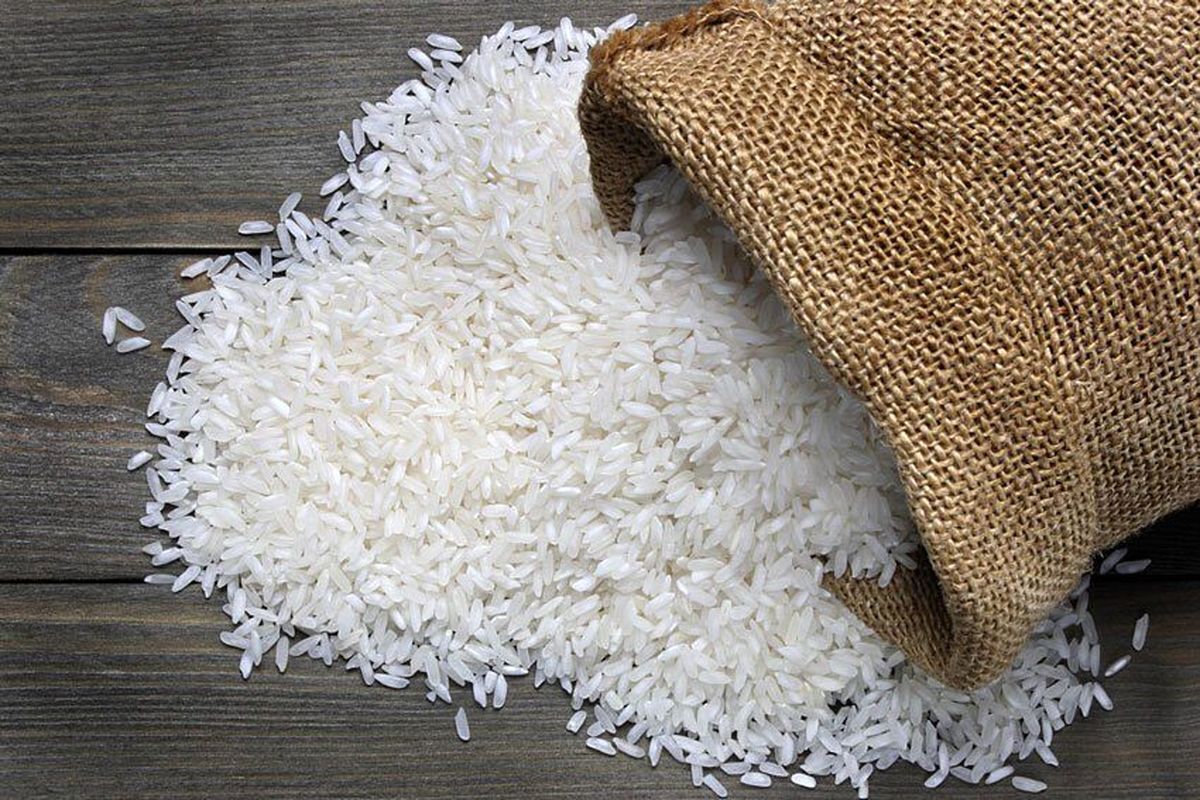 آغاز توزیع برنج وارداتی / برنج با قیمت تنظیم بازاری چقدر شد؟