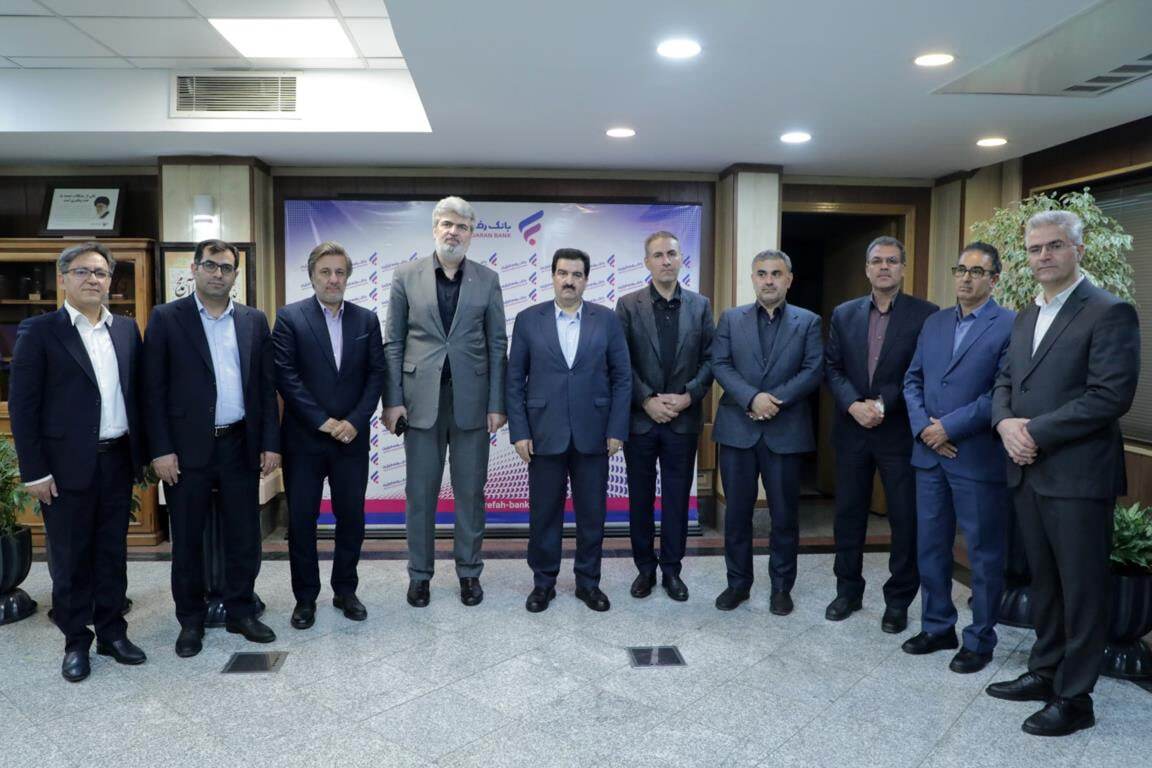 بانک رفاه کارگران و دانشگاه آزاد اسلامی تفاهمنامه همکاری امضا کردند بانک رفاه کارگران و دانشگاه آزاد اسلامی تفاهمنامه همکاری امضا کردند