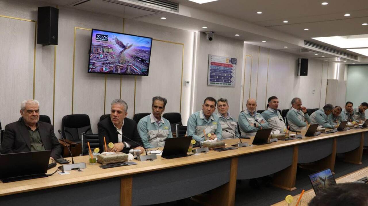 آمادگی بانک رفاه کارگران برای حمایت از صنعت فولاد کشور آمادگی بانک رفاه کارگران برای حمایت از صنعت فولاد کشور