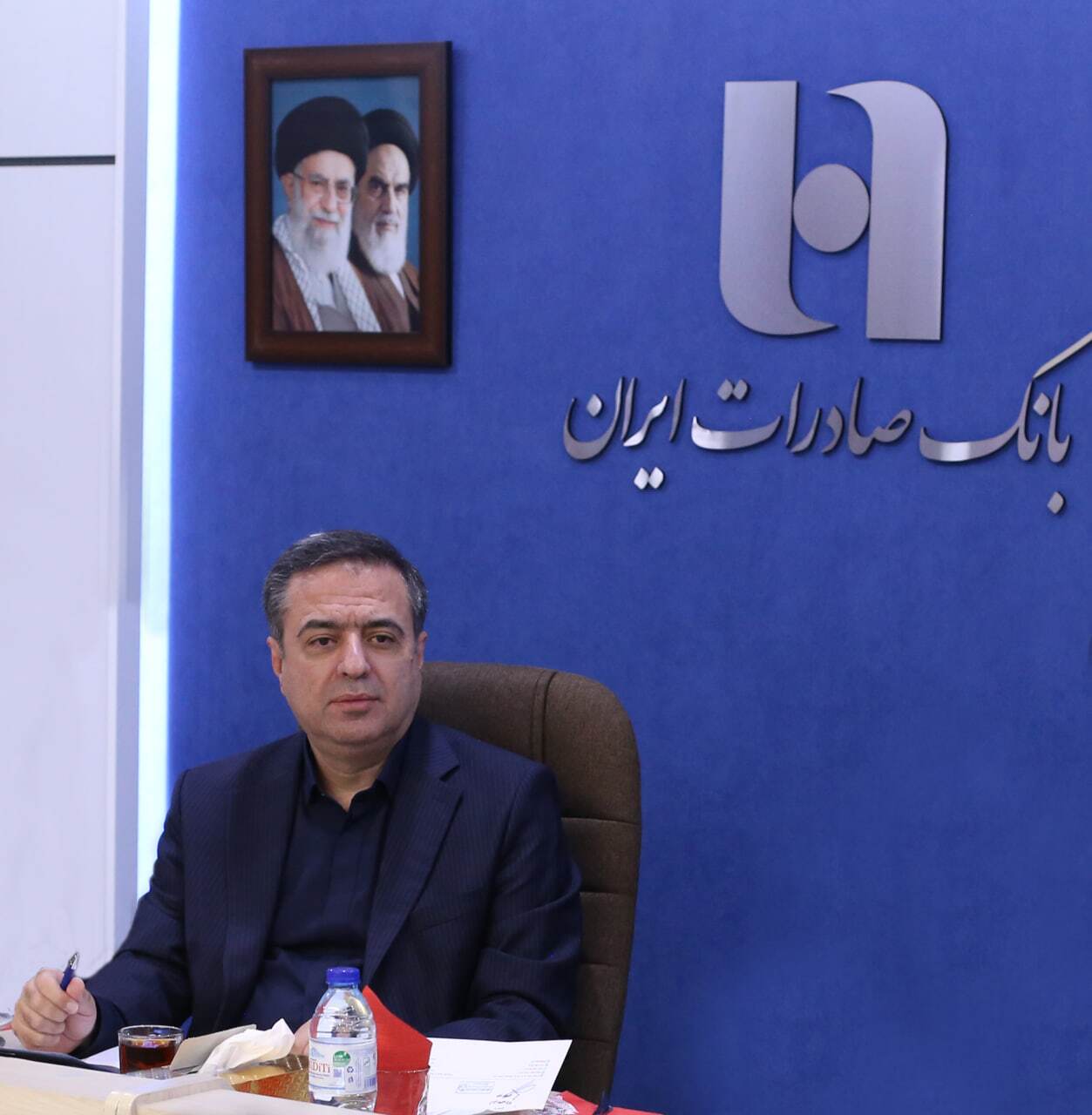 بانک صادرات ایران و جهاد اقتصادی در صنعت قطعهسازی؛ چشمانداز نوین تأمین مالی کسب و کارها و زنجیره تولید/ تأکید قربان اسکندری بر توسعه کمی و کیفی خطوط تولید در چارچوب سازندگی نوین و جهاد اقتصادی بانک صادرات ایران و جهاد اقتصادی در صنعت قطعهسازی؛ چشمانداز نوین تأمین مالی کسب و کارها و زنجیره تولید/ تأکید قربان اسکندری بر توسعه کمی و کیفی خطوط تولید در چارچوب سازندگی نوین و جهاد اقتصادی
