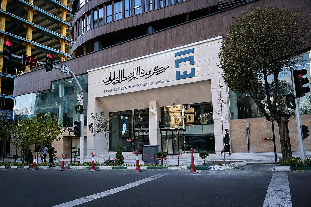 قیمت ارز در مرکز مبادله امروز ۹ خرداد ۱۴۰۵ / دلار کم‌نوسان ماندند