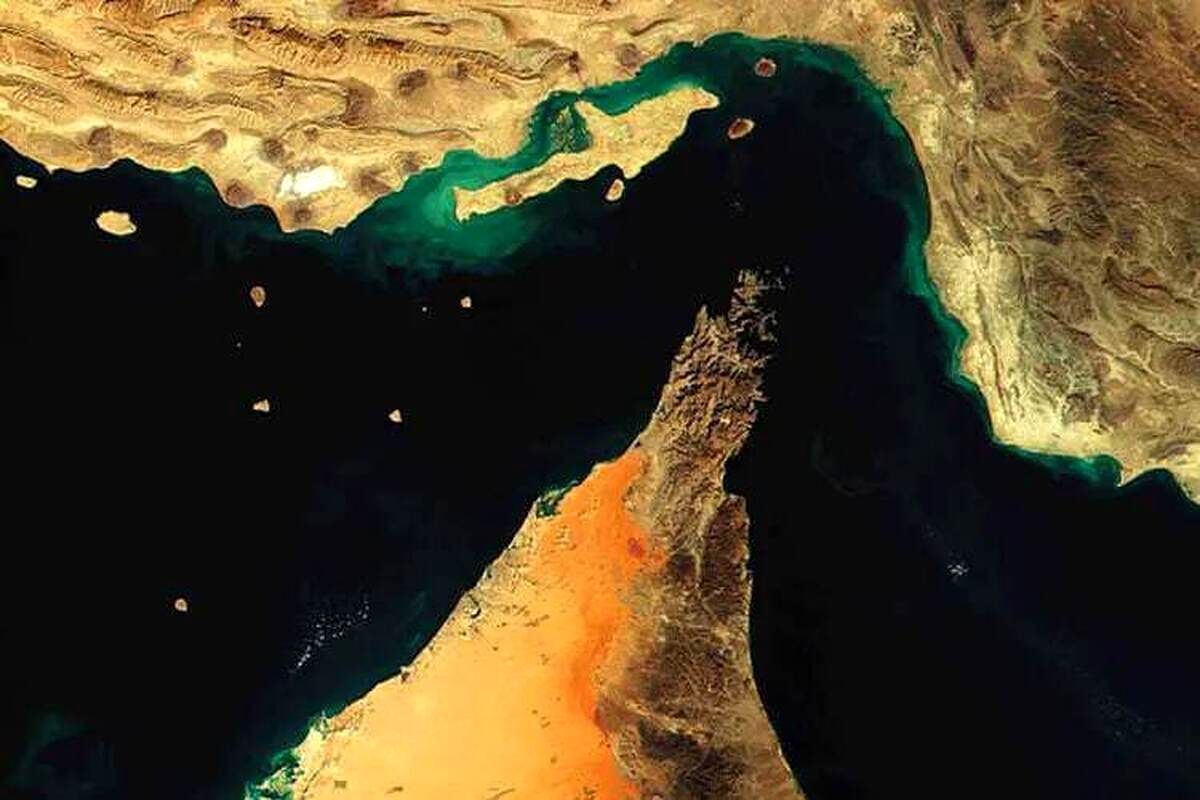 ترافیک تنگه هرمز ۸۰ درصد فرو ریخت