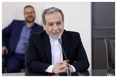 دیدار دبیرکل شانگهای با عراقچی در حاشیه مراسم تشییع تهران+ فیلم
