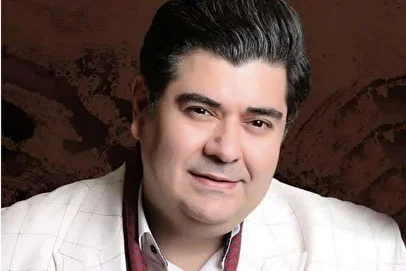 سالار عقیلی: پشت فرمان معین گوش می‌دهم