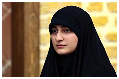 بغض زینب سلیمانی در وداع آخر با رهبر شهید/ روایت لحظه‌های نفس‌گیر خداحافظی+ عکس