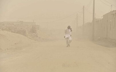 زابل در محاصره طوفان؛ باد ۱۰۸ کیلومتری به شهر رسید