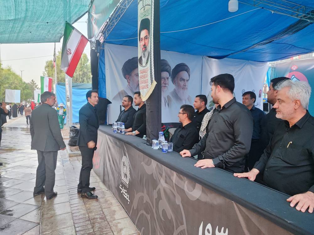 یک ایران در سوگ رهبر شهید/ خدمت‌رسانی بانک تجارت در آیین وداع با رهبر شهید امت در شهر قم