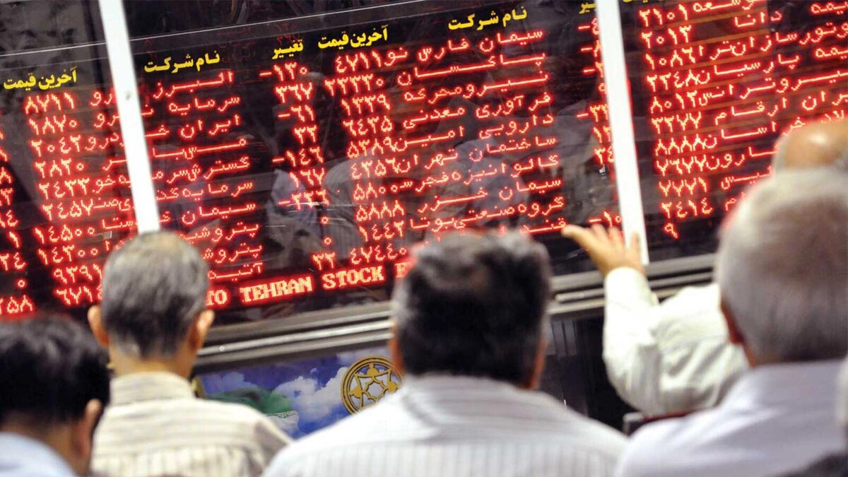 وضعیت بورس در خرداد / سهم حقیقی‌ها از معاملات ۶۳ درصدی شد