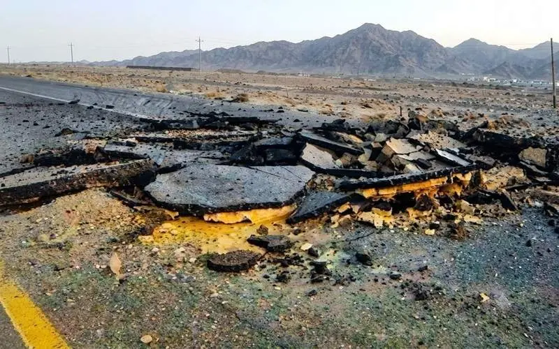 بمب‌گذاری در محور زاهدان - خاش/ ماجرا چیست؟+ عکس