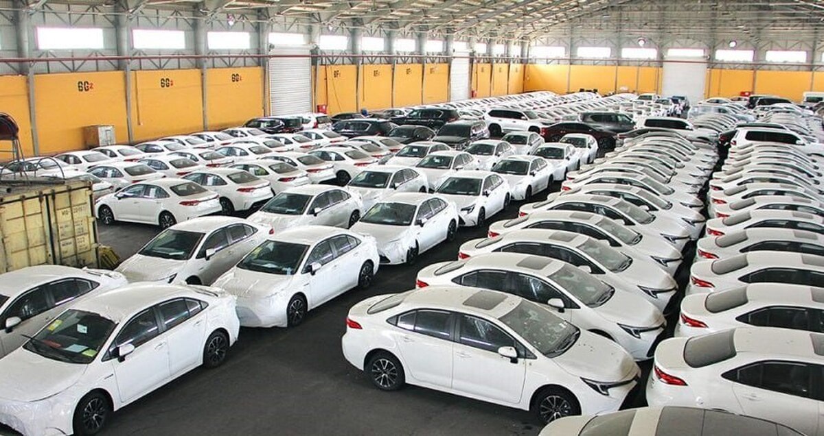 دستورالعمل جدید گمرک برای ترخیص خودروهای فاقد شناسه ارزش ابلاغ شد/ مسیر واردات تسهیل می‌شود