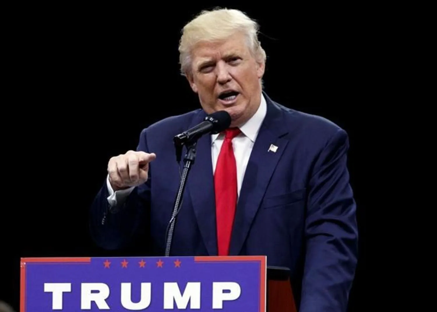 Trump endorses Ryan, senators in effort to right campaign ship