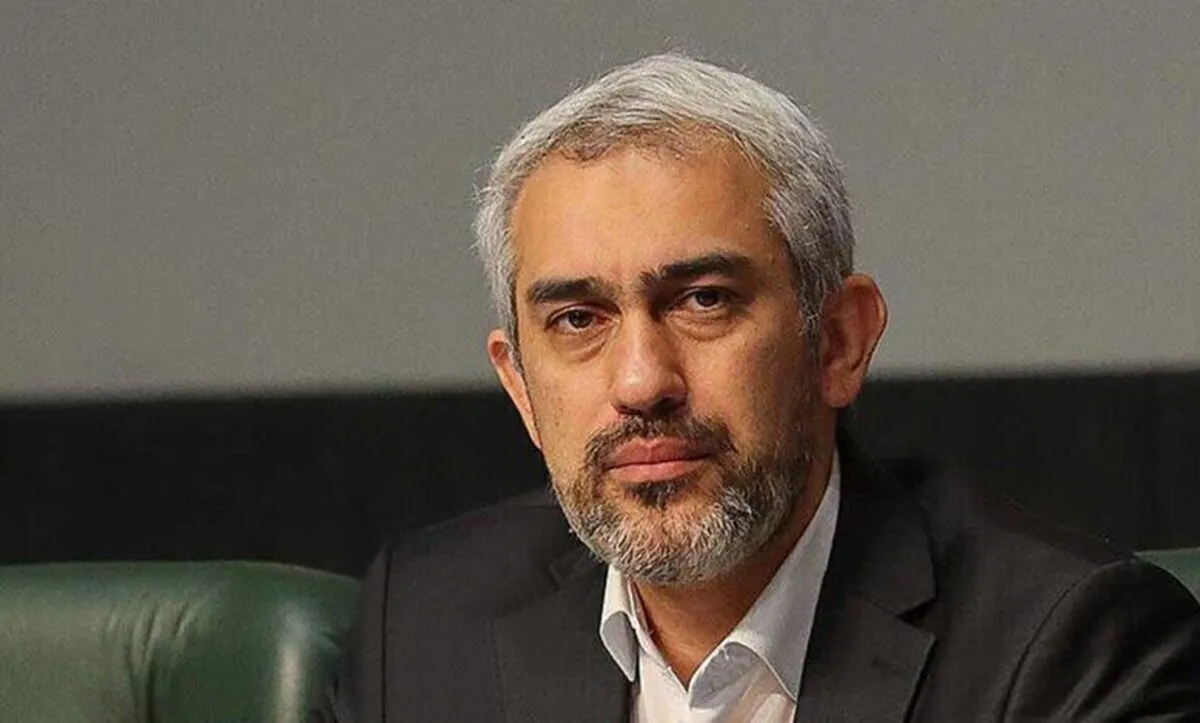 وزیر اقتصاد پیگیر تحقق وعده کاهش زمان ترخیص کالا / مدنی‌زاده: به‌زودی با بانک مرکزی به تفاهم می‌رسیم