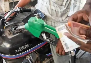 Indian Retailers Raise Fuel Prices Again in Response to War against Iran