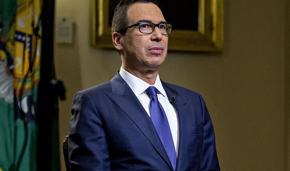 Mnuchin Labels Trump's China, Russia FX Tweets a `Warning Shot'