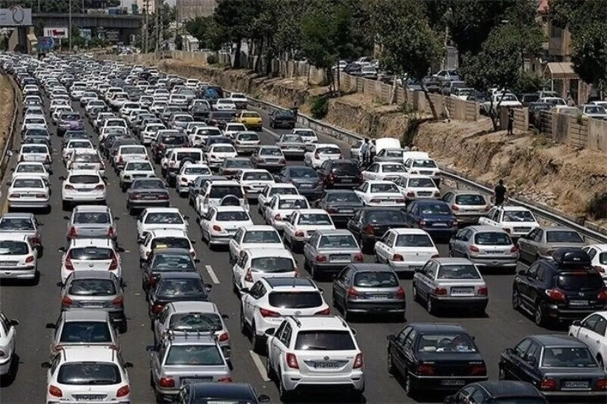 ترافیک بسیار سنگین در جاده‌های شمالی/ این مسیر یکطرفه شد