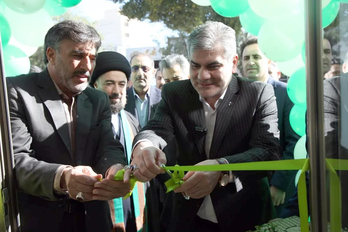 افتتاح ساختمان‌های جدید شعب «مبارزان» و «فلسطین» بانک در اردبیل