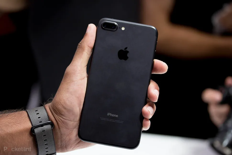 Apple unveils iPhone 7 but some still waiting for iPhone 8