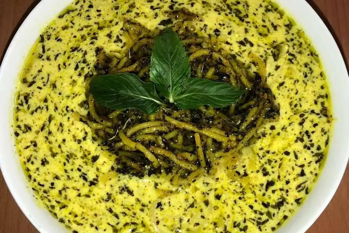 طرز تهیه آش آبکشی قوچانی/ غذای خاص و خوشمزه برای دورهمی‌های دوستانه