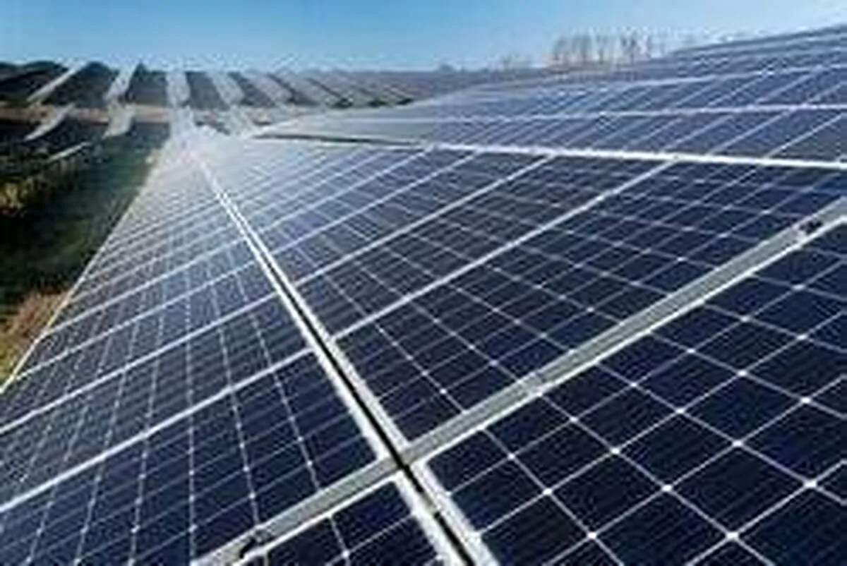 افتتاح و آغاز عملیات اجرایی فاز نخست نیروگاه خورشیدی خراسان جنوبی