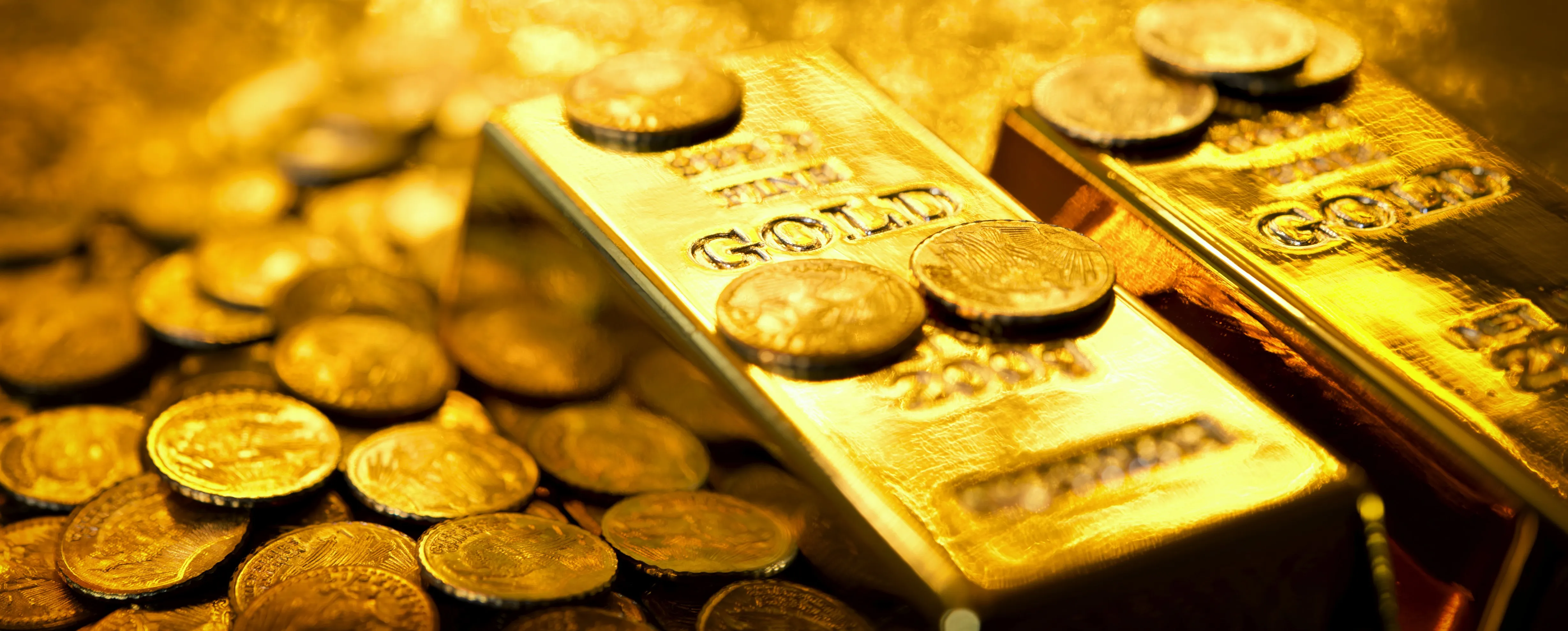Gold sees biggest rally since Brexit as Trump leads White House race