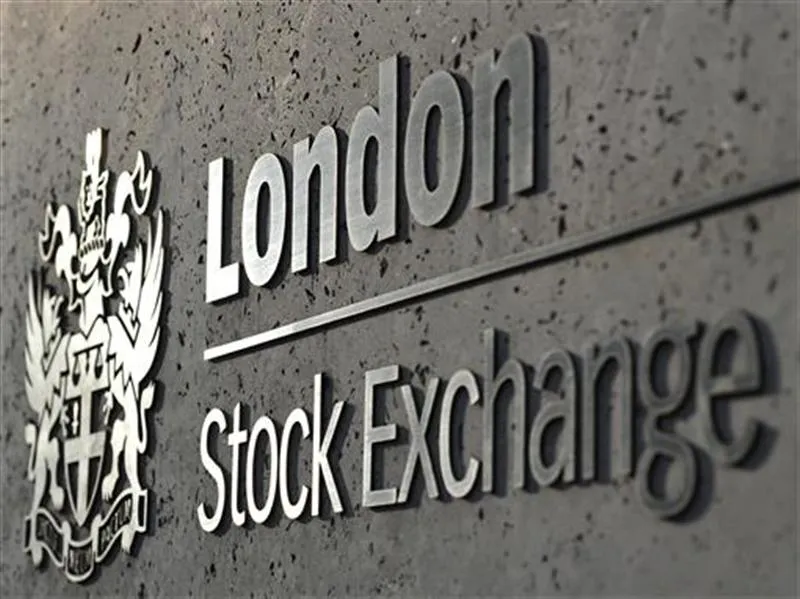 European shares fall, Barcelona attack weakens travel stocks