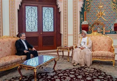 Oman’s Sultan, Iranian Foreign Minister Discuss Regional Developments