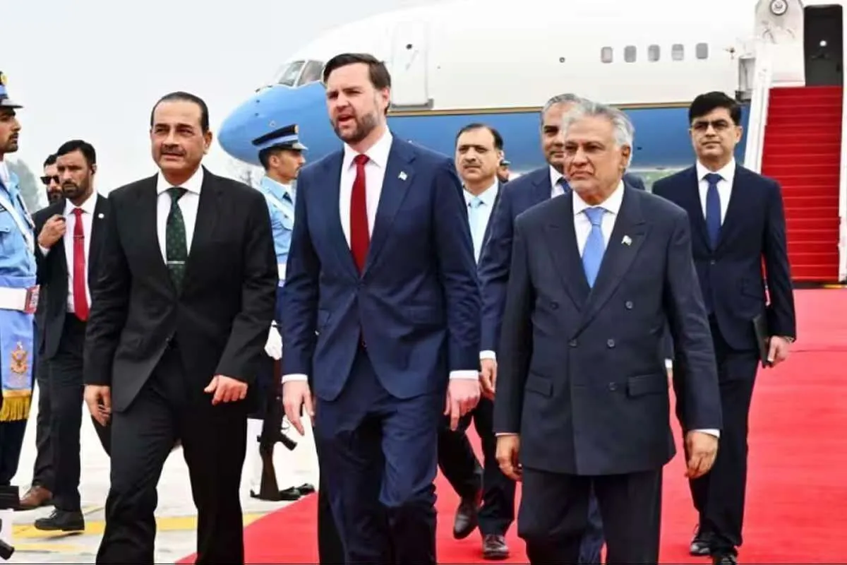 ادعای عجیب خبرنگار نیوز نیشن: جنگ بخاطر امنیت و رفاه آمریکا بود