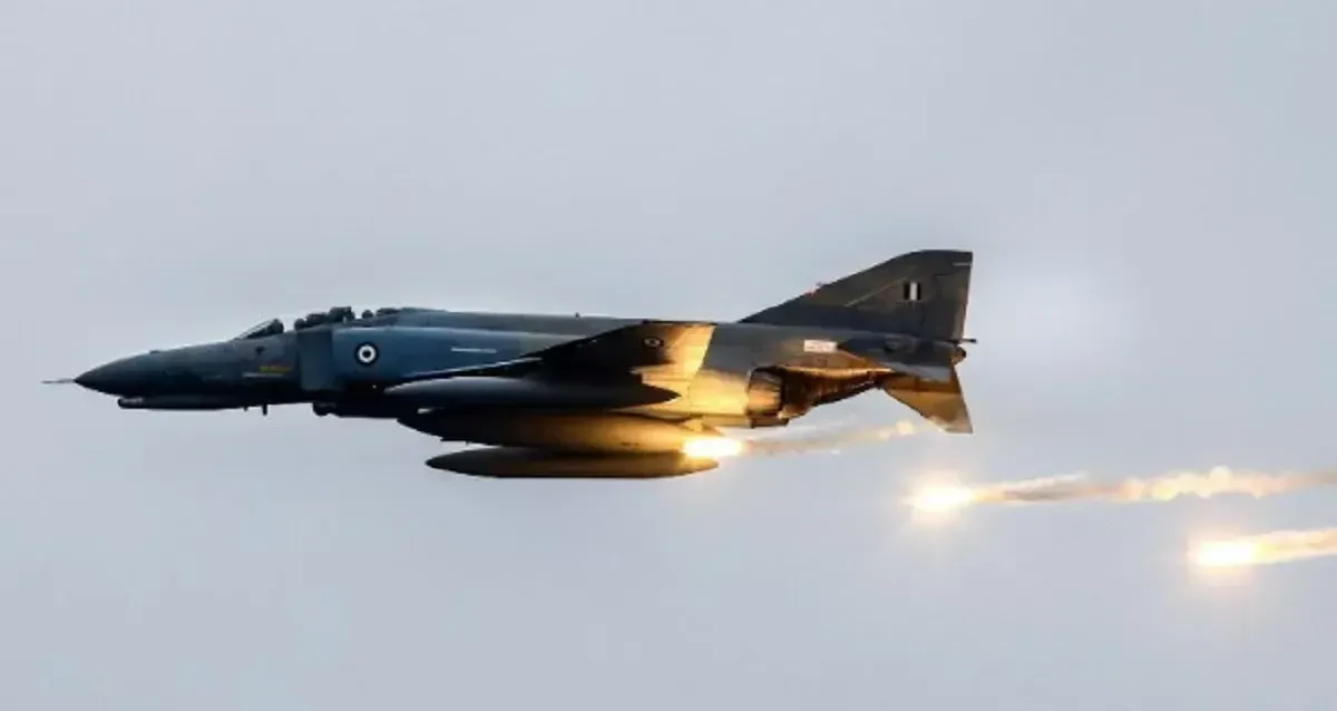 مقایسه جنگنده‌های F-16 و F-4E / راز برتری غول آمریکایی چیست؟