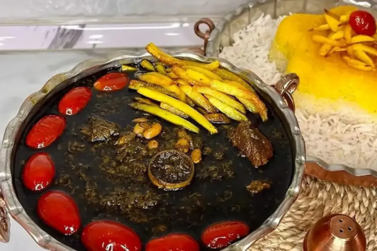 طرز تهیه خورش تره کردی با روش اصیل و محلی