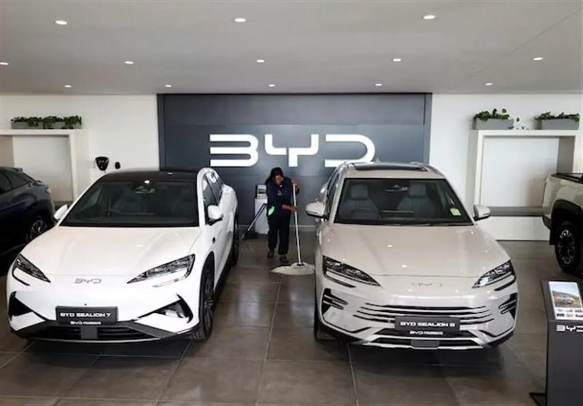 Tesla Faces Autonomy Challenge from China EV Rivals