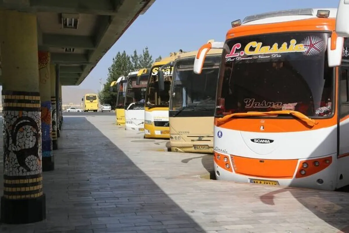 تیر کمبود اتوبوس مسافران را نشانه گرفت
