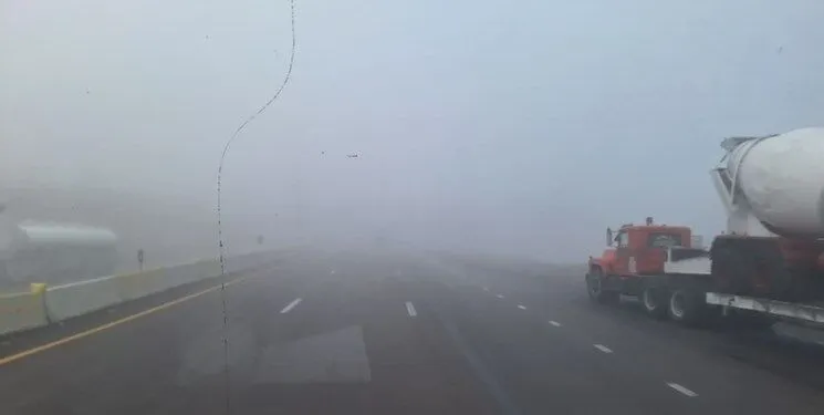 مه شدید در جاده‌های کرمانشاه + عکس و فیلم