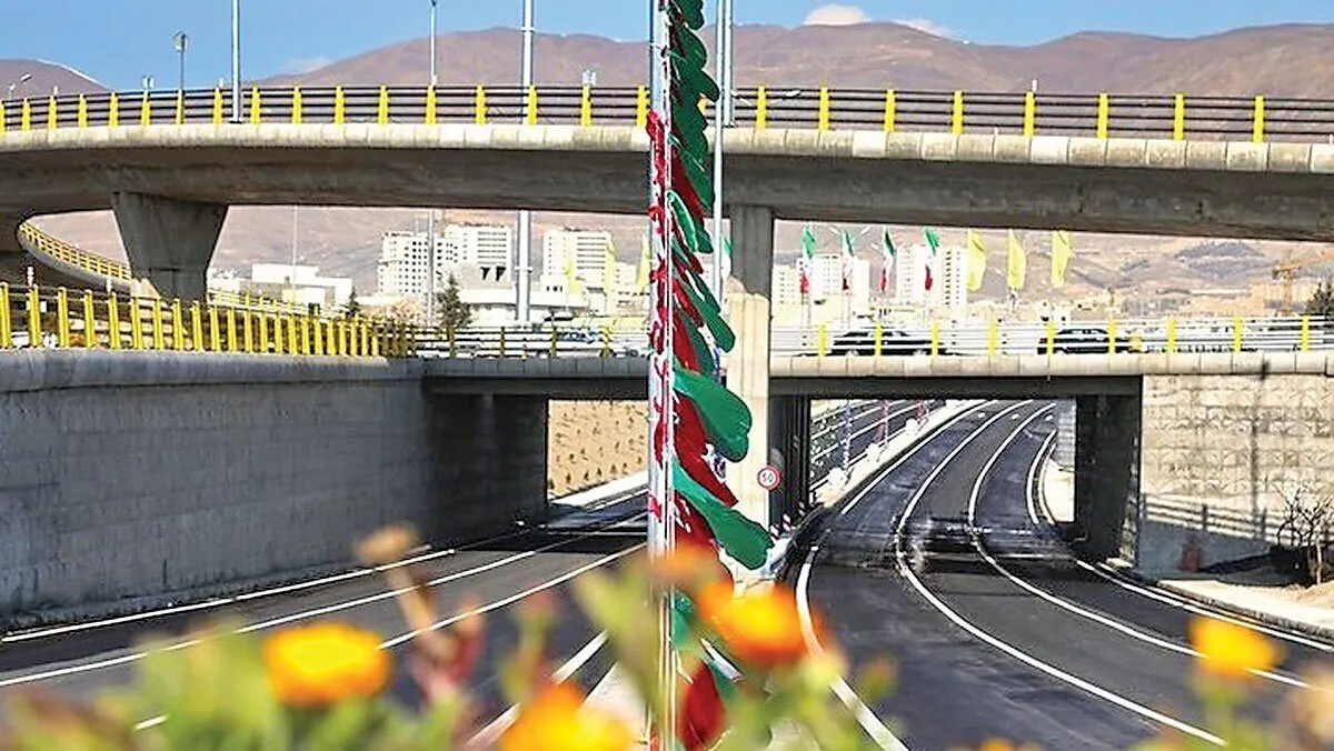 گشایش گره ترافیکی در غرب پایتخت / یک پروژه مهم ترافیکی به بهره‌برداری رسید
