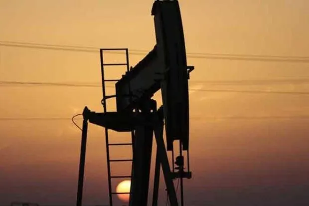 Oil prices edge down ahead of OPEC, non-OPEC production cuts
