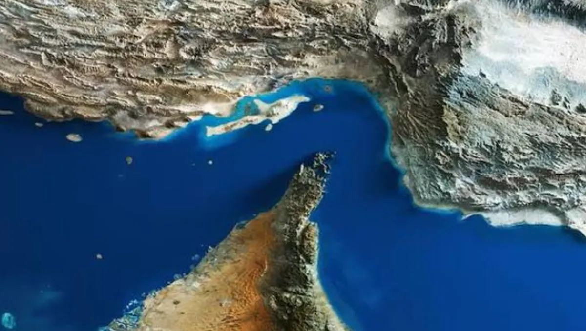 ادعای تازه درباره تنگه هرمز / آمریکا اسکورت نفتکش‌ها را از سر گرفت